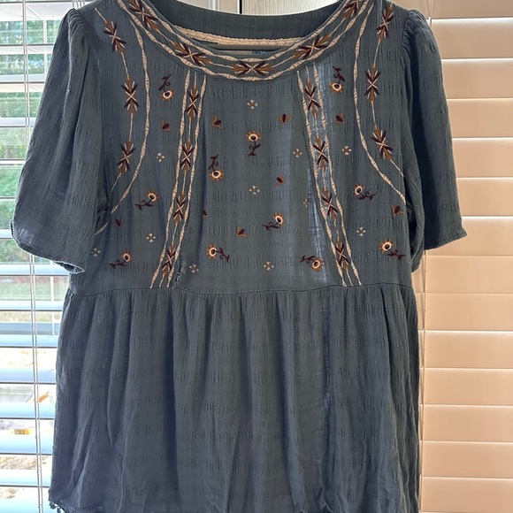 Knox Rose Embroidered Blue Blouse - Picture 2 of 4